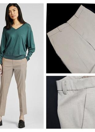 Бежевые брюки uniqlo