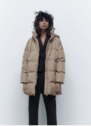 Пухова курточка zara