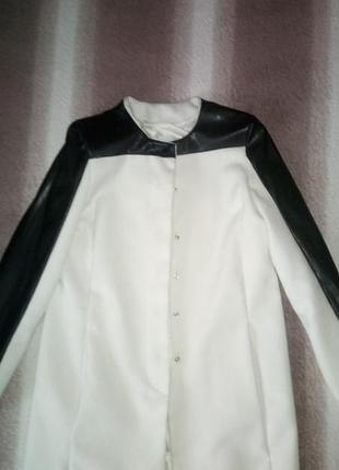 Ідеальне пальто осінь-весна