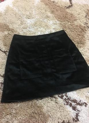 Очень красивая флюсовая юбочка с карманами river island