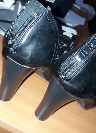 Туфли на каблуке2 фото