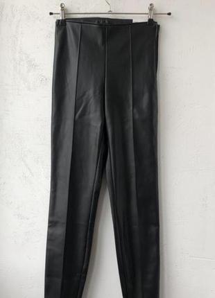 Легінси із екошкіри zara
