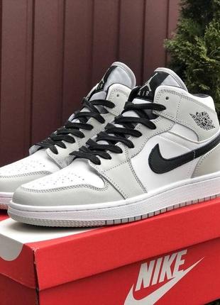 Чоловічі кросівки nike air jordan 1