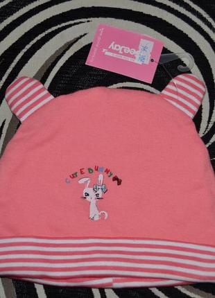 Шапка на дівчинку