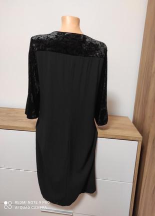 Стильна сукня з оксамитом3 фото