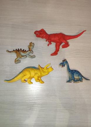 Набор динозавров