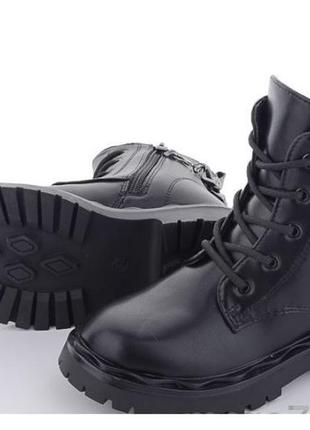 Зимові теплі чорні черевики дівчинці на хутрі