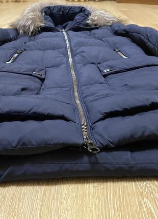 Теплая зимняя куртка курточка пуховик парка зимня тепла зимова синя темна на пуху4 фото