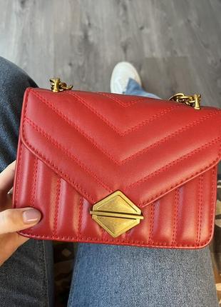 Маленька червона сумка (нова, але без бірки)2 фото