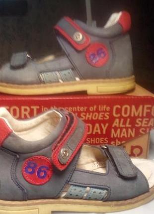 Кожаные ортопедические босоножки мальчику