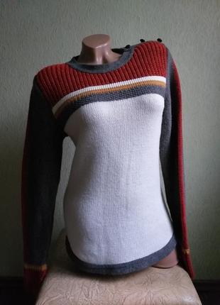 Необычный свитер. пуловер. 29% шерсть. трехцветный. белый, серый, терракотовый, оранжевый, горчичный.