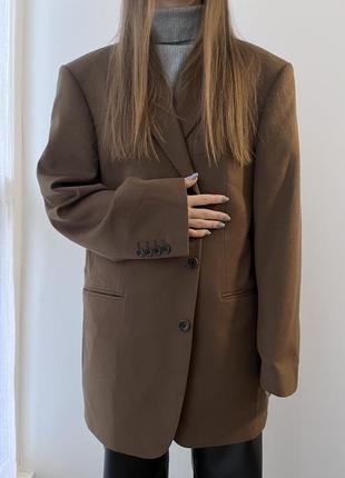 Піджак від sarar  loro piana кашемір насичений колір