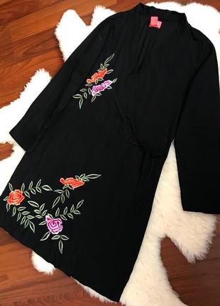 Натуральная  удлиненная блуза с вышивкой