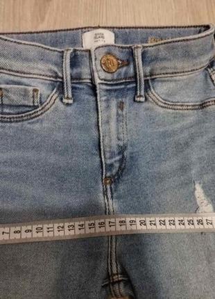 Женские джинсы5 фото
