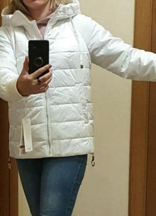 Куртка жіноча