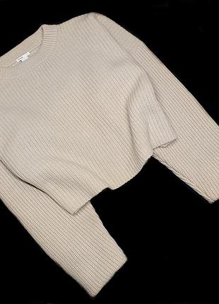 Бежевый шерстяной свитер оверсайз