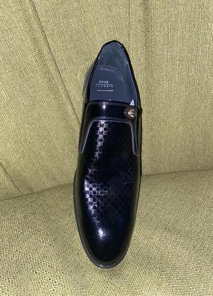 Etor туфлі великий розмір 47  натуральна шкіра (лак)