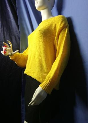 Желтый модный свитерок -овертзайз1 фото