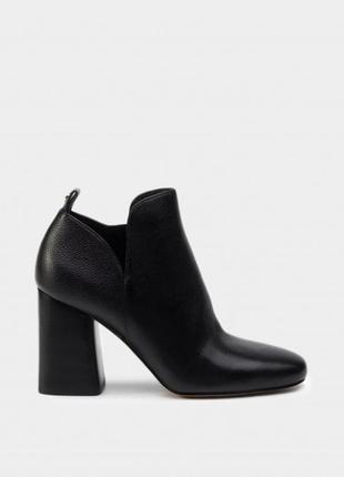 Ботильйони michael kors модель 40t9dxhe6l_620_001_0041