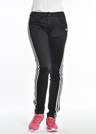 Завужені штани adidas originals. оригінал 34р