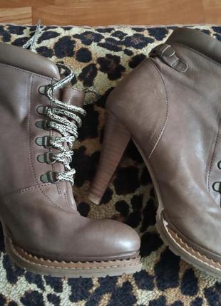 Стильные ботинки alba moda