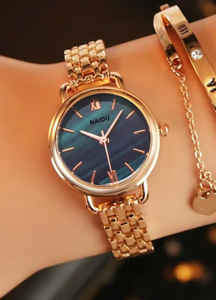 Наручные женские часы с золотистым браслетом код 6774 фото