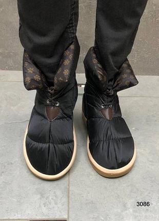 Теплые сапожки дутики