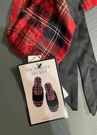 Кімнатні тапочки vs