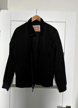 Куртка levis