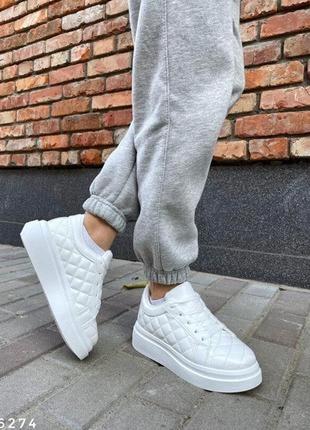 Зимові кросівки