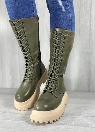 Жіночі високі масивні черевики оливкові хакі на флісі єврозима осінь зима зимні ботинки сапожки на шнурівці бежева підошва