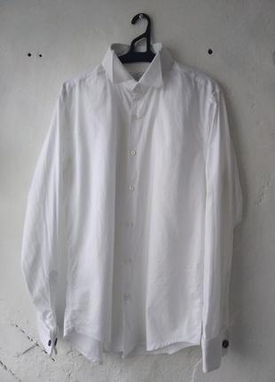 Новая белая мужская рубашка