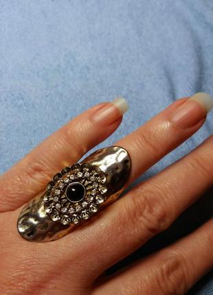 Эффектное кольцо