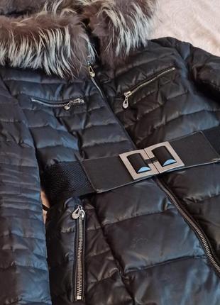 Продам зимове пальто (пуховик!!!)з натуральним хутром чорнобурки2 фото