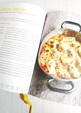 Кулінарна книжка англійською джеймі олівер jamie cooks italy9 фото