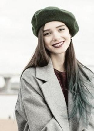 Теплий темно-сірий берет