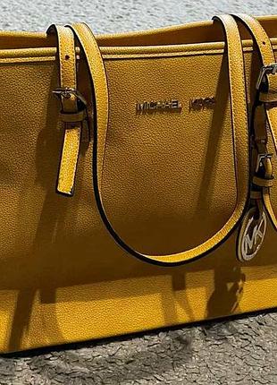 Стильная,вместительная,яркая сумка-шоппер michael kors2 фото