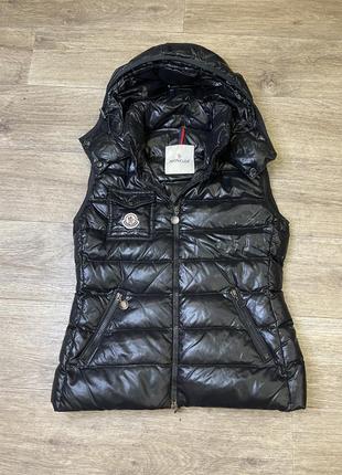 Жилет пуховый moncler1 фото