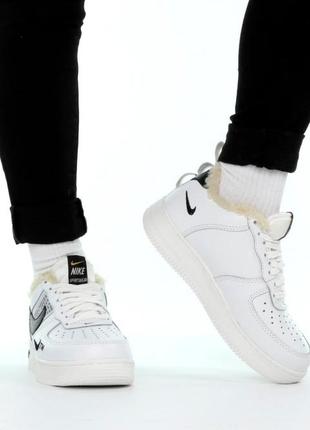 Зимові кросівки черевики nike air force 1 low white black mini winter fur найк жіночі чоловічі