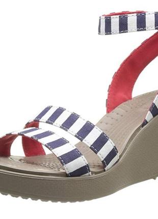 Crocs leigh graphic wedge1 фото