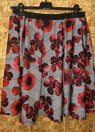 Шикарная фирменная юбка италия 🇮🇹 р.м,новая.