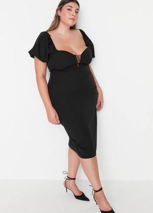 Вечернее чёрное платье plus size