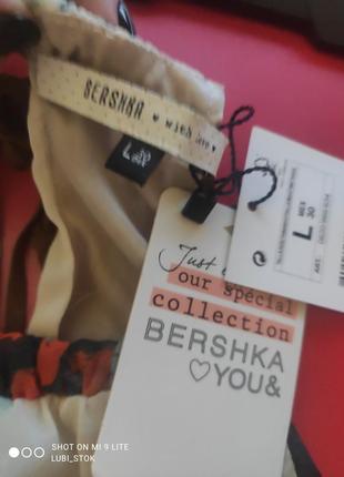 Стильна блуза від bershka евро размер l4 фото