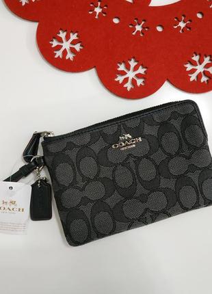 Брендовый кошелек на молнии с логотипом coach