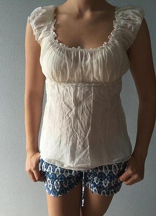 Біла маєчка