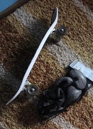 Скейт пенни борд комплект на 8-13 лет до 59 кг, б/у 1 день из германии