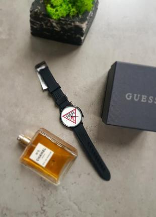 Годинник guess