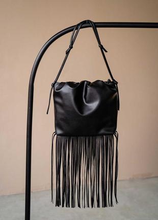 Чорна сумка з бахромой черный клатч с бахромой сумка наплечная сумка среднего размера3 фото