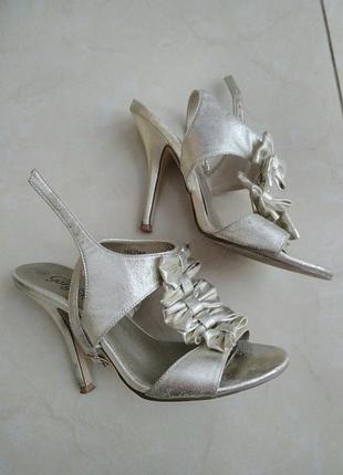 Очаровательные сексуальные бантики