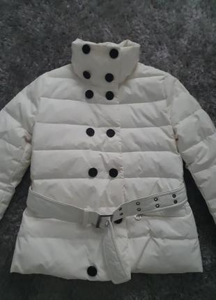 Пухова куртка  біла refrigue італія пуховик